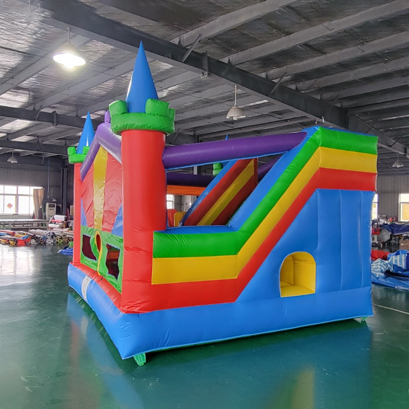 Scivolo Gonfiabile Gigante Com - Kids Toys Rental recensione e prezzo
