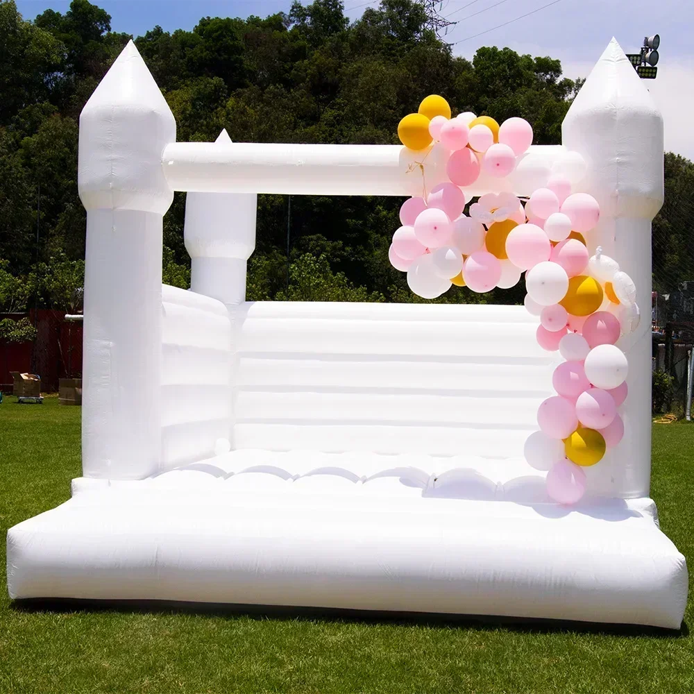3M/4M Bianco/Nero Castello Gon - Kids Toys Rental recensione e prezzo