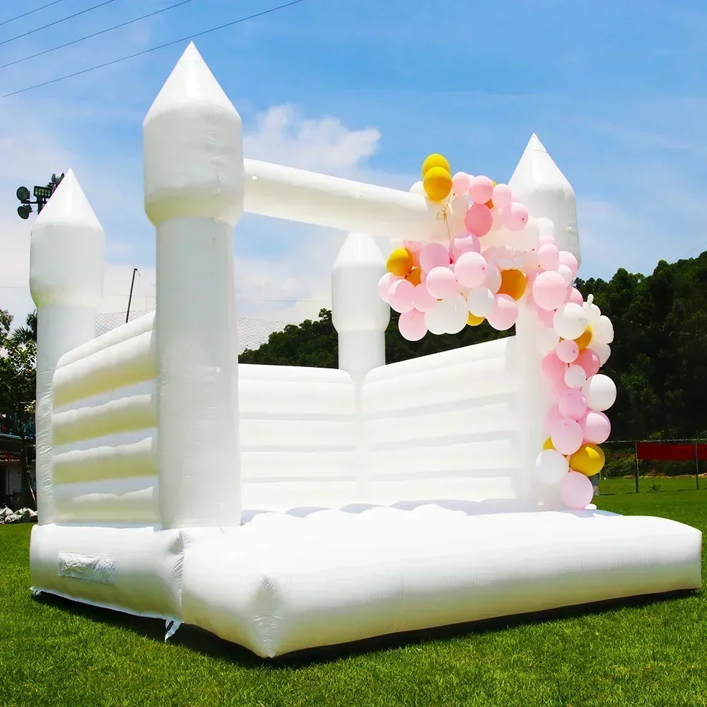 3M/4M Bianco/Nero Castello Gon - Kids Toys Rental recensione e prezzo